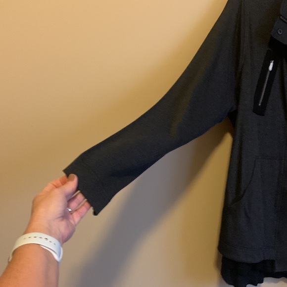 NWT , CABI jacket ,  size L - Picture 6 of 7